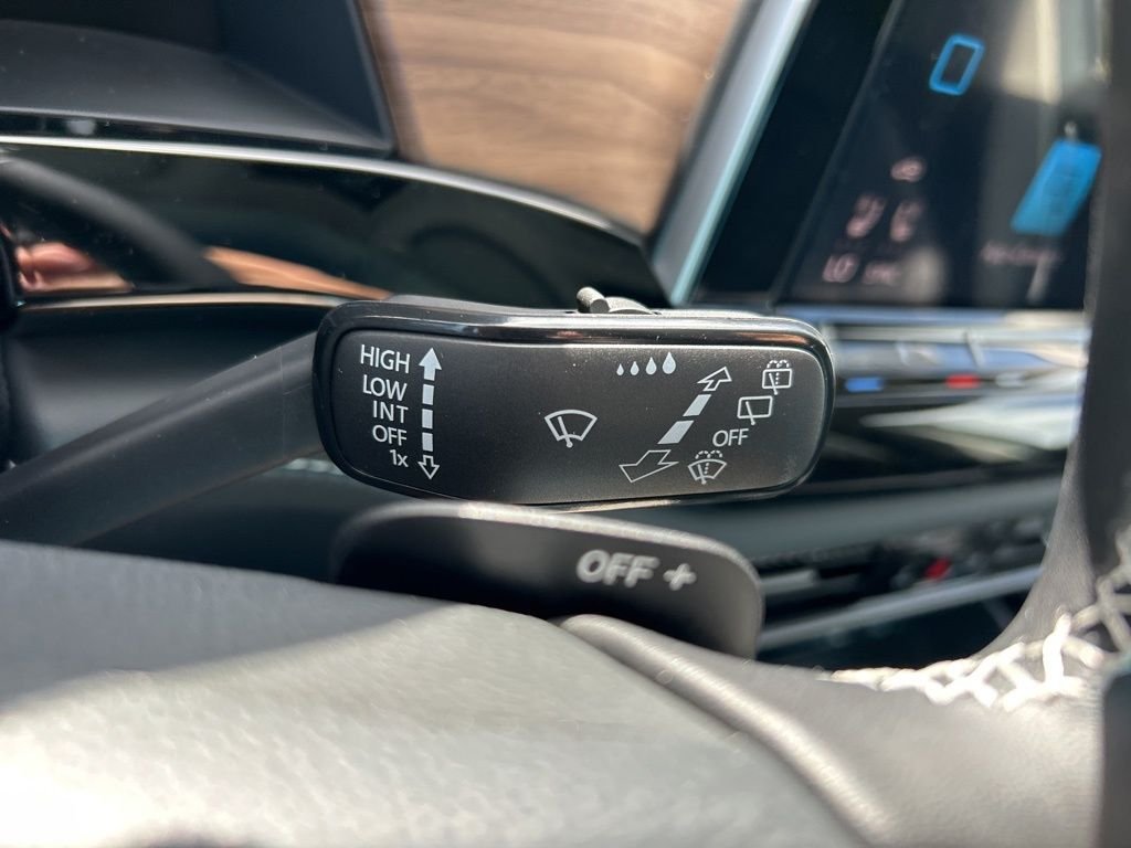 New 2026 Gray Volkswagen 2.0T SE w/Technology image 31