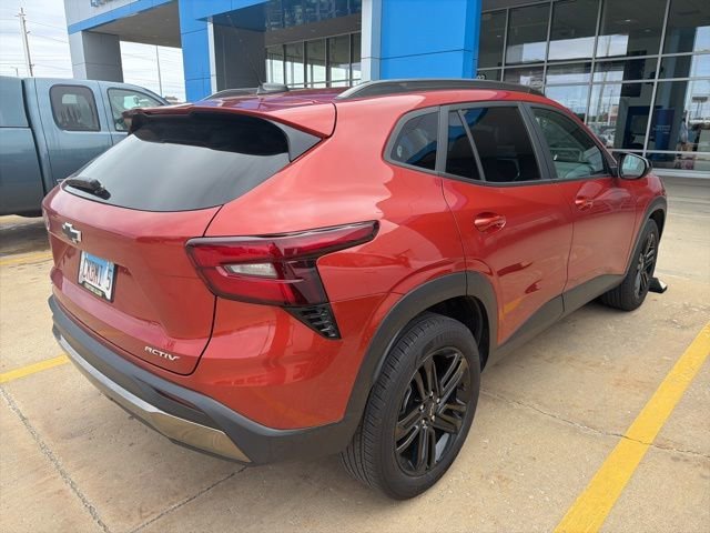 Used 2024 Cayenne Orange Metallic Chevrolet ACTIV image 5