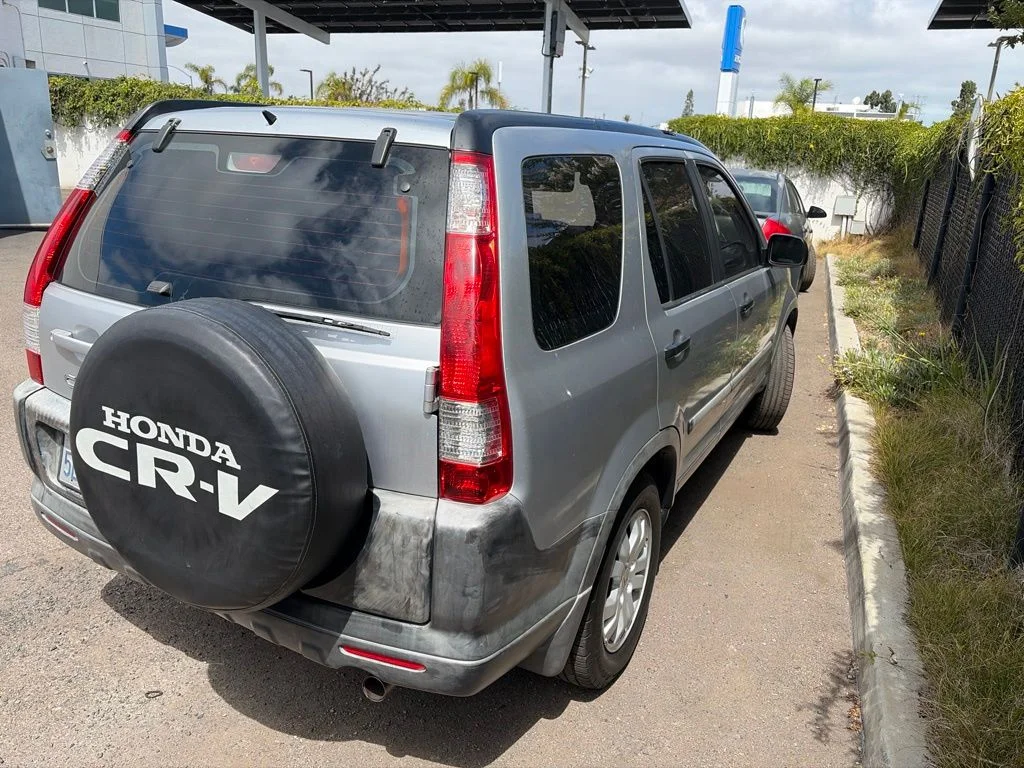 Used 2005 Silver Honda LX image 21