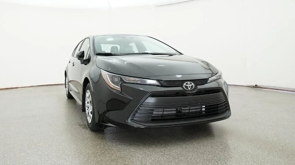 New 2026 Midnight Black Metallic Toyota LE image 12