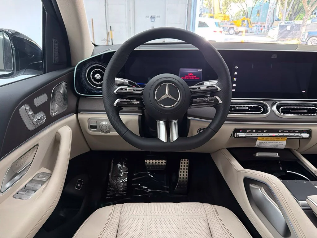 New 2027 White Mercedes-Benz GLS 450 image 24