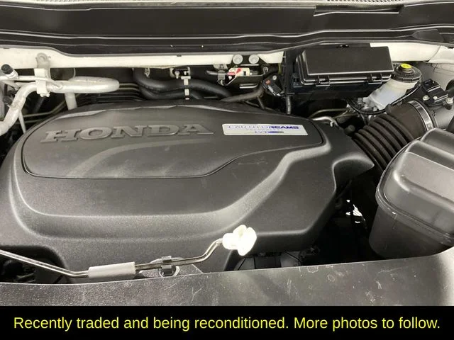 Used 2019 White Honda Elite image 32