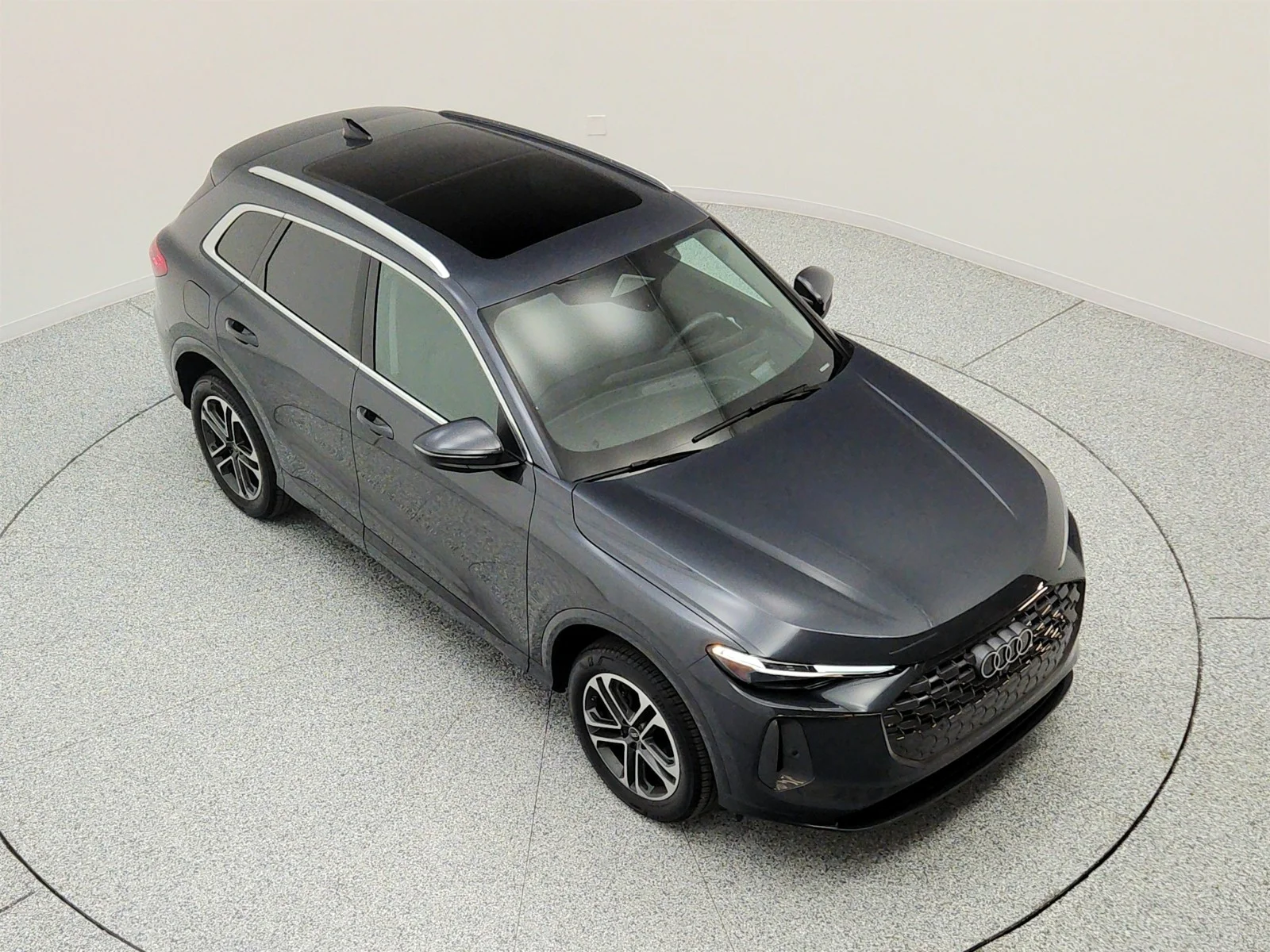 Used 2025 Tambora Gray Metallic Audi Premium Plus 2.0 TFSI quattro image 24