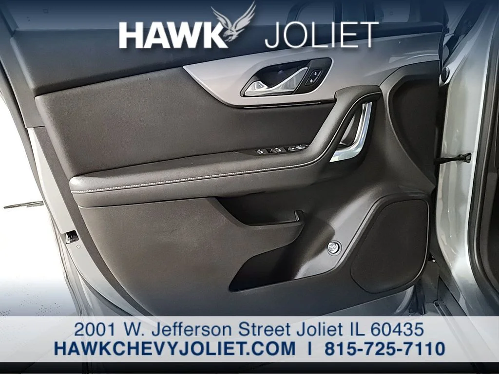 Used 2023 Gray Chevrolet LT image 19