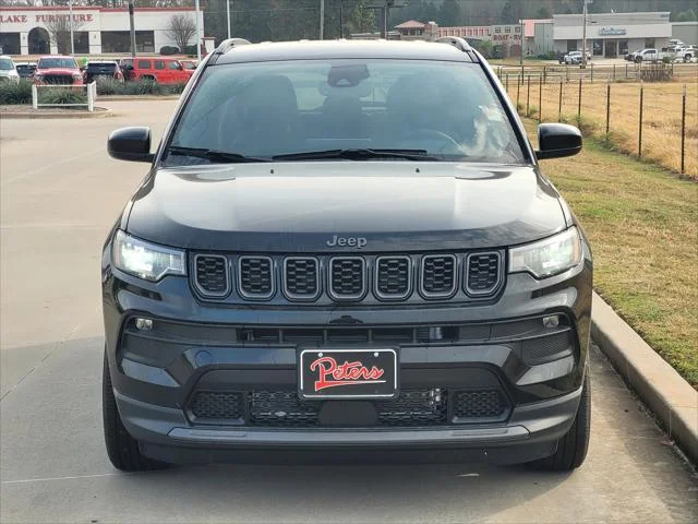 New 2026 Diamond Black Crystal Pearlcoat Jeep Latitude image 2