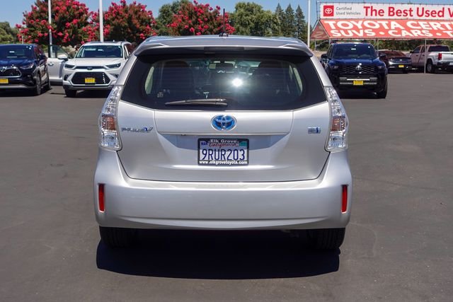 Used 2014 Silver Toyota Five image 9