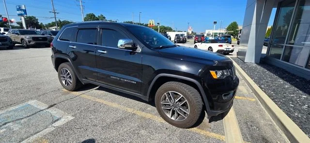 Used 2021 Black Jeep Limited image 2