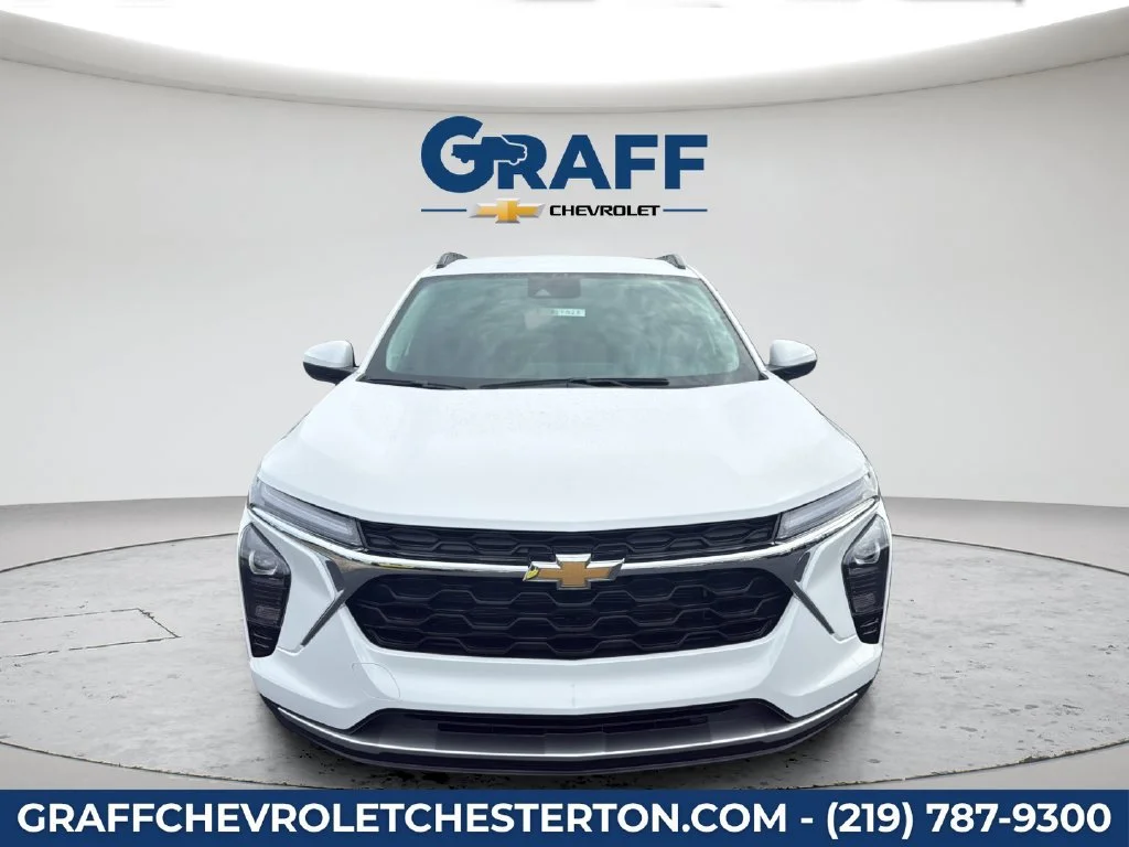 2026 Chevrolet Trax LT - Photo 12