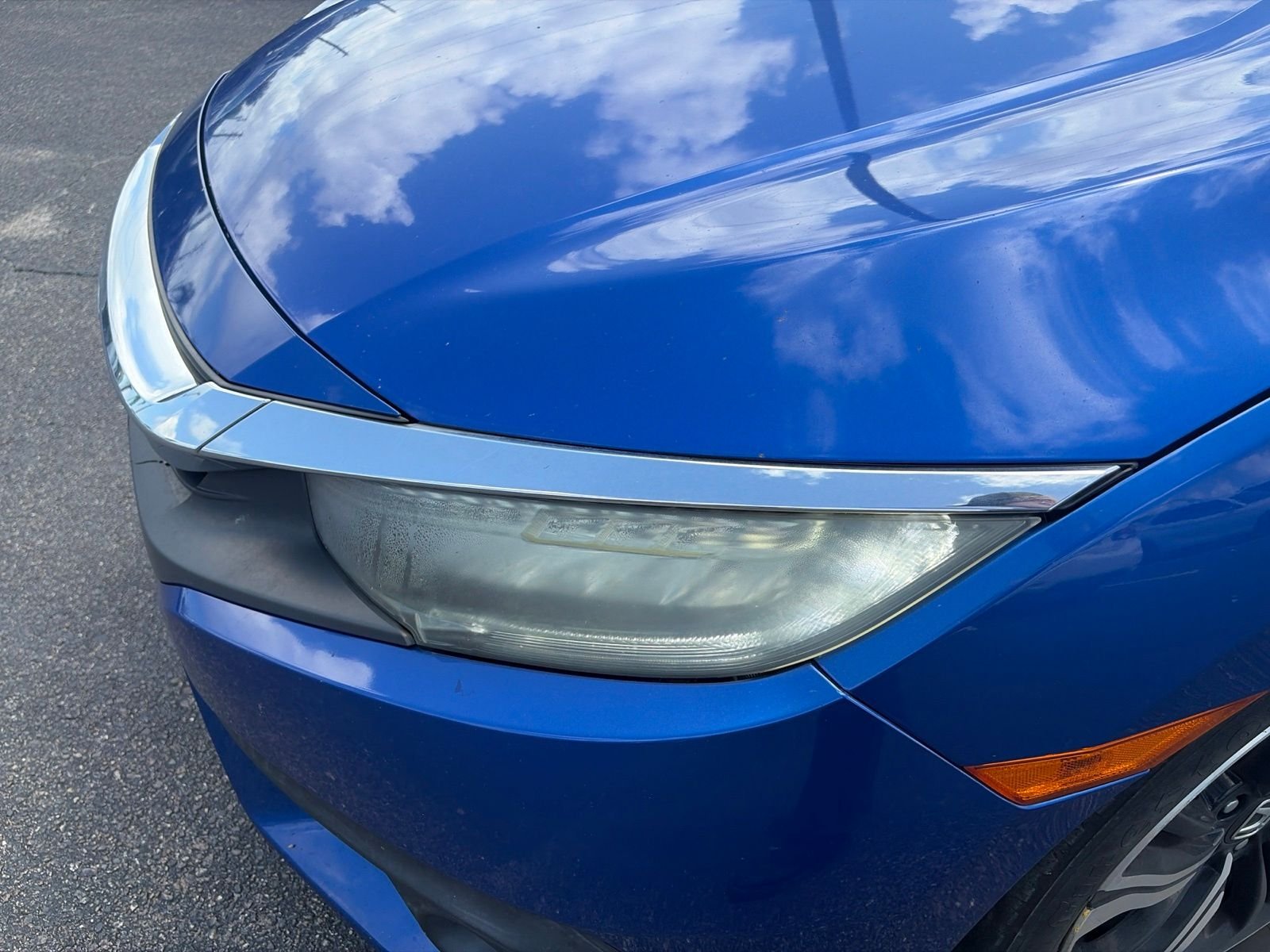 Used 2016 Blue Honda Touring image 18