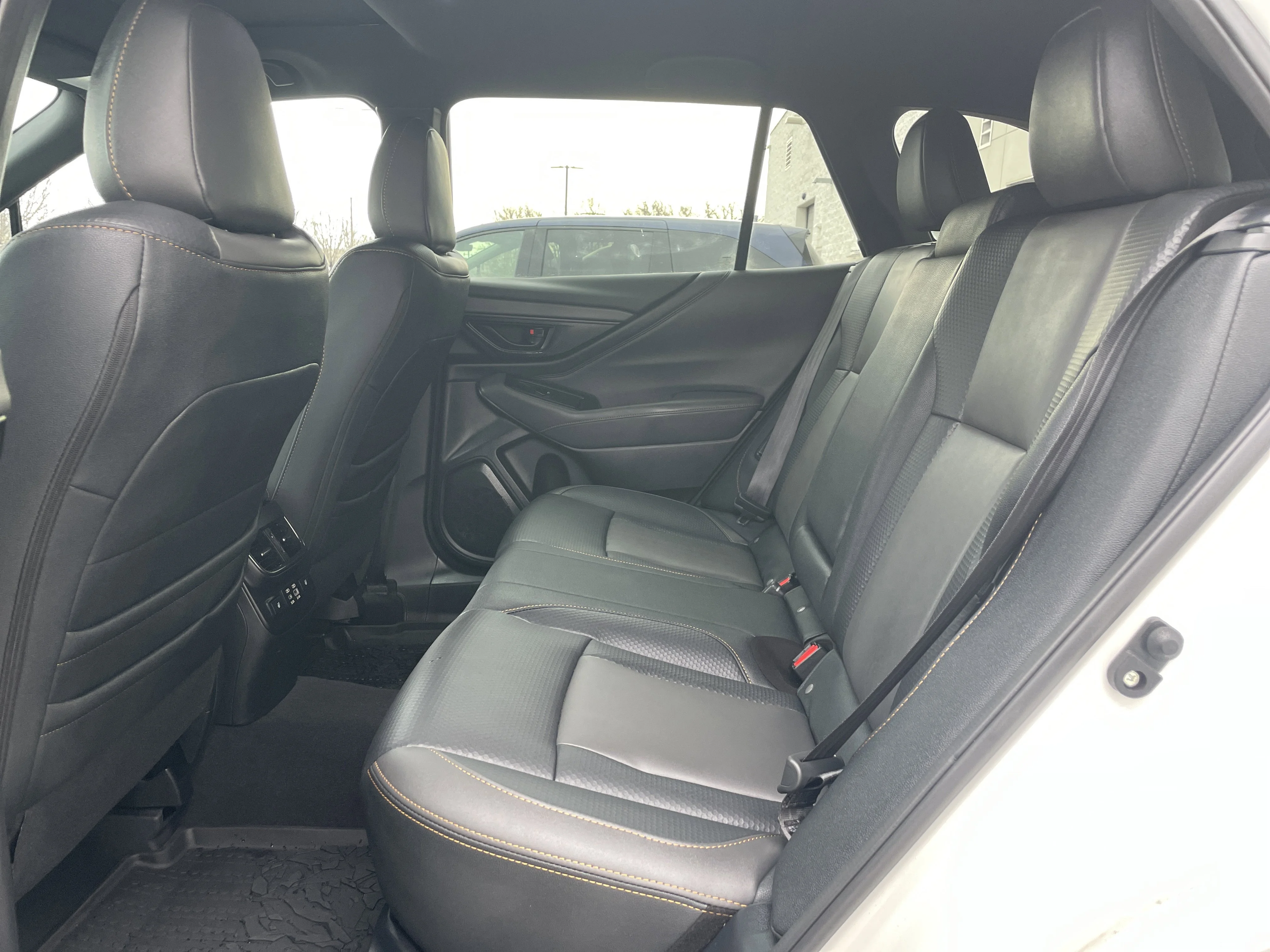 Used 2025 Crystal White Pearl Subaru Wilderness image 15
