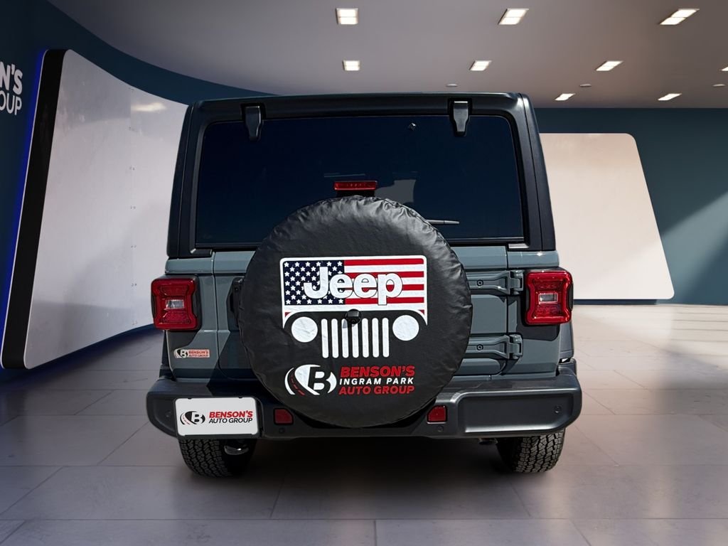 New 2026 Anvil Clear-Coat Exterior Paint Jeep Sport S image 4