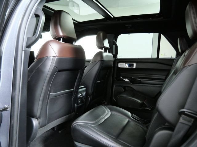 Used 2021 Gray Ford Platinum image 14