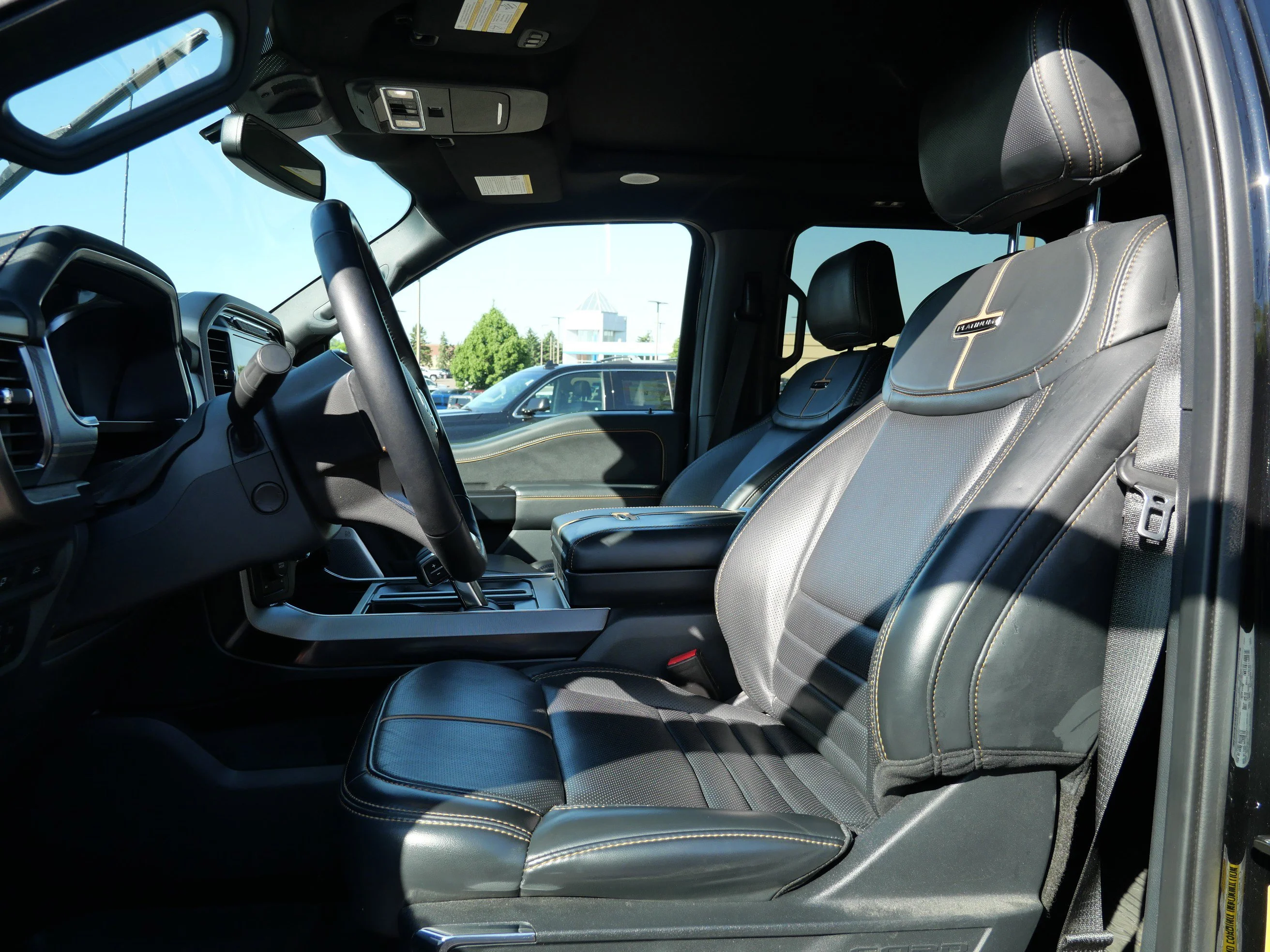 Certified Used 2022 Agate Black Metallic Ford Platinum image 10