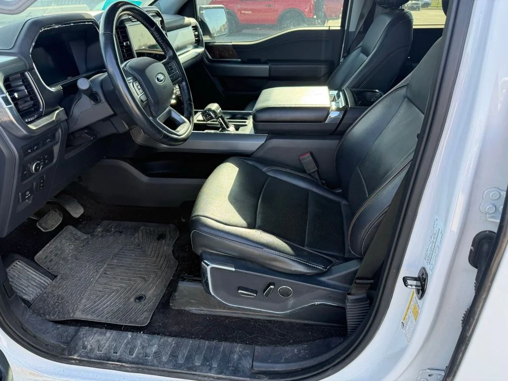 Used 2021 White Ford Lariat image 36