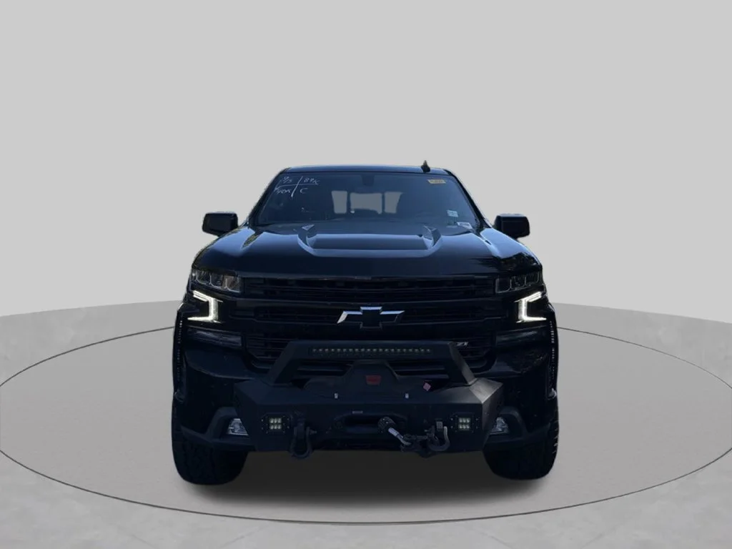 2021 Chevrolet Silverado 1500 LT TRAIL BOSS Crew Cab Pickup Slide