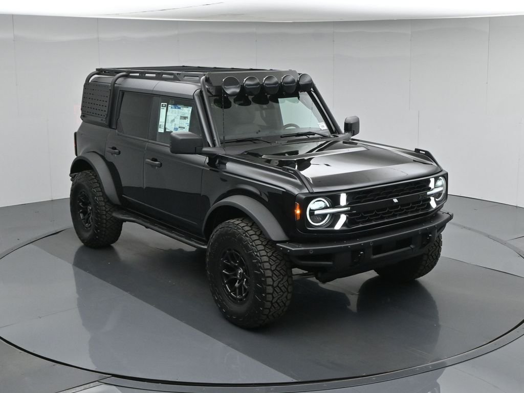 New 2026 Shadow Black Ford Badlands image 40