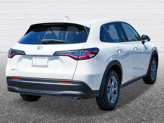 New 2027 Platinum White Pearl Honda LX image 5