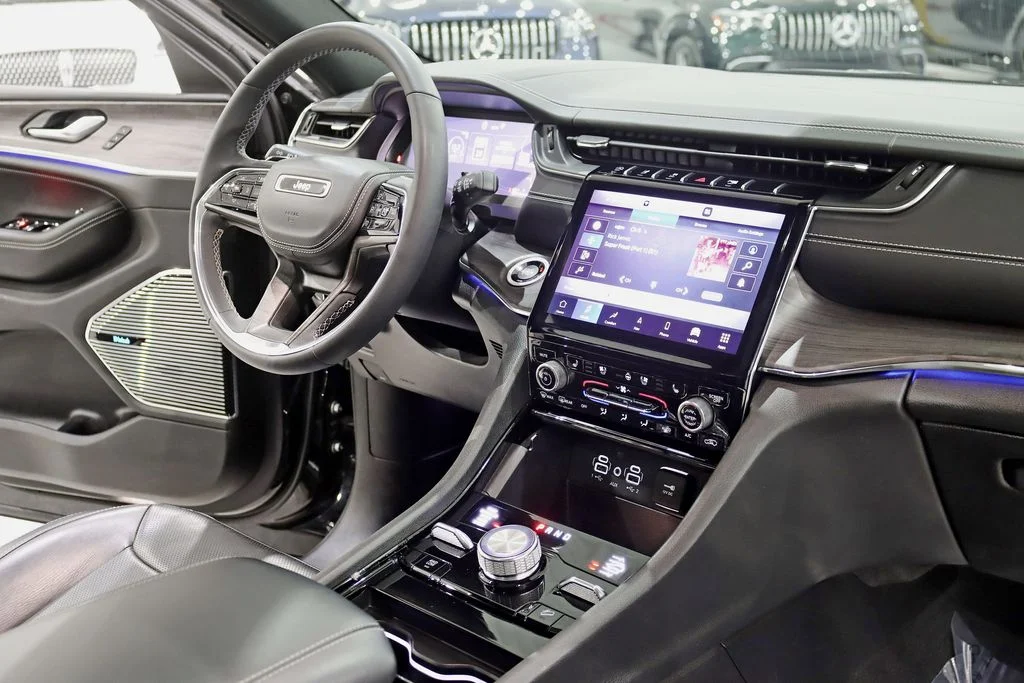 2023 Jeep Grand Cherokee L Overland