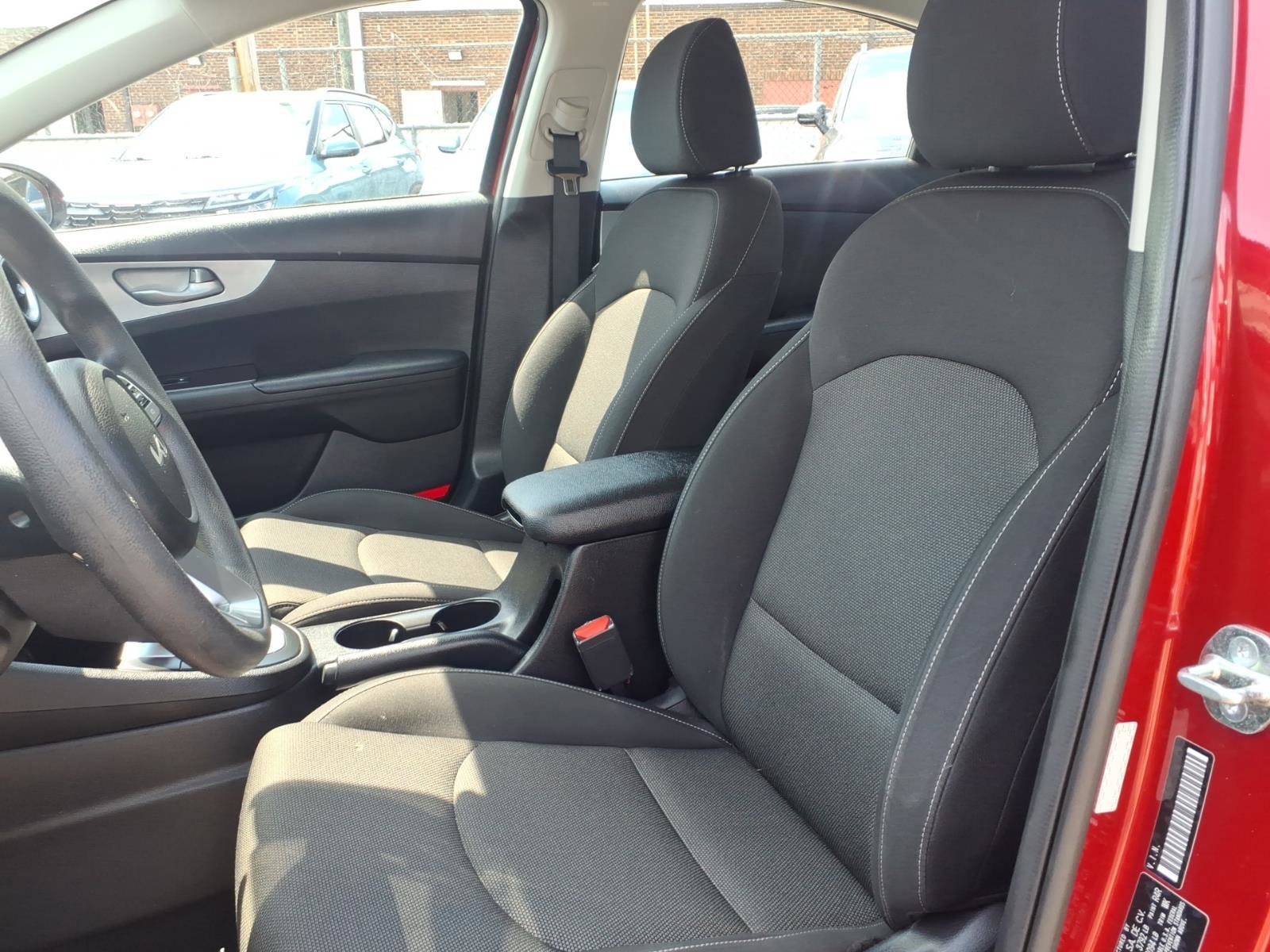 Used 2023 Currant Red Kia LXS image 13