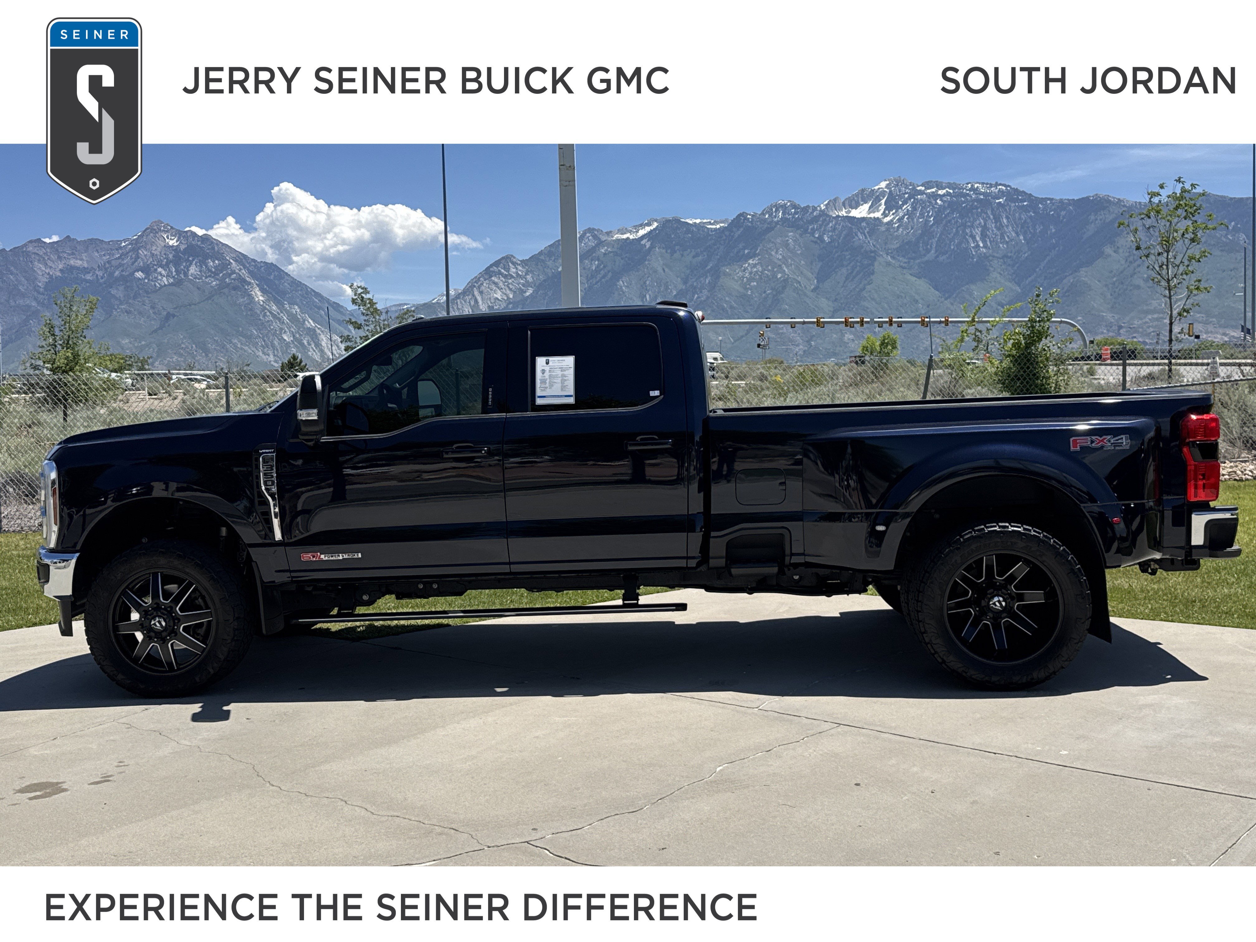 2024 Ford F-350 Lariat 4x4 Crew Cab 8' Box DRW's photo