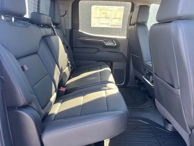 2026 GMC Sierra 1500 SLT - Photo 19