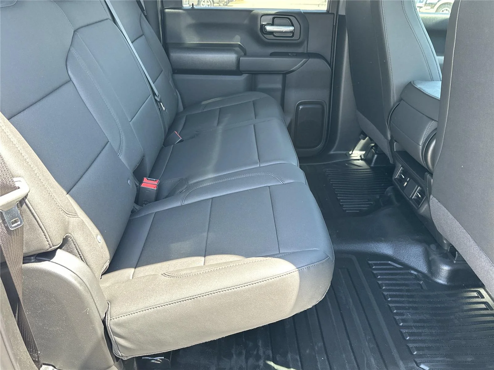 New 2025 Summit White GMC Pro image 14