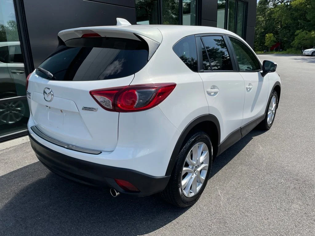 Used 2015 White Mazda Grand Touring image 5