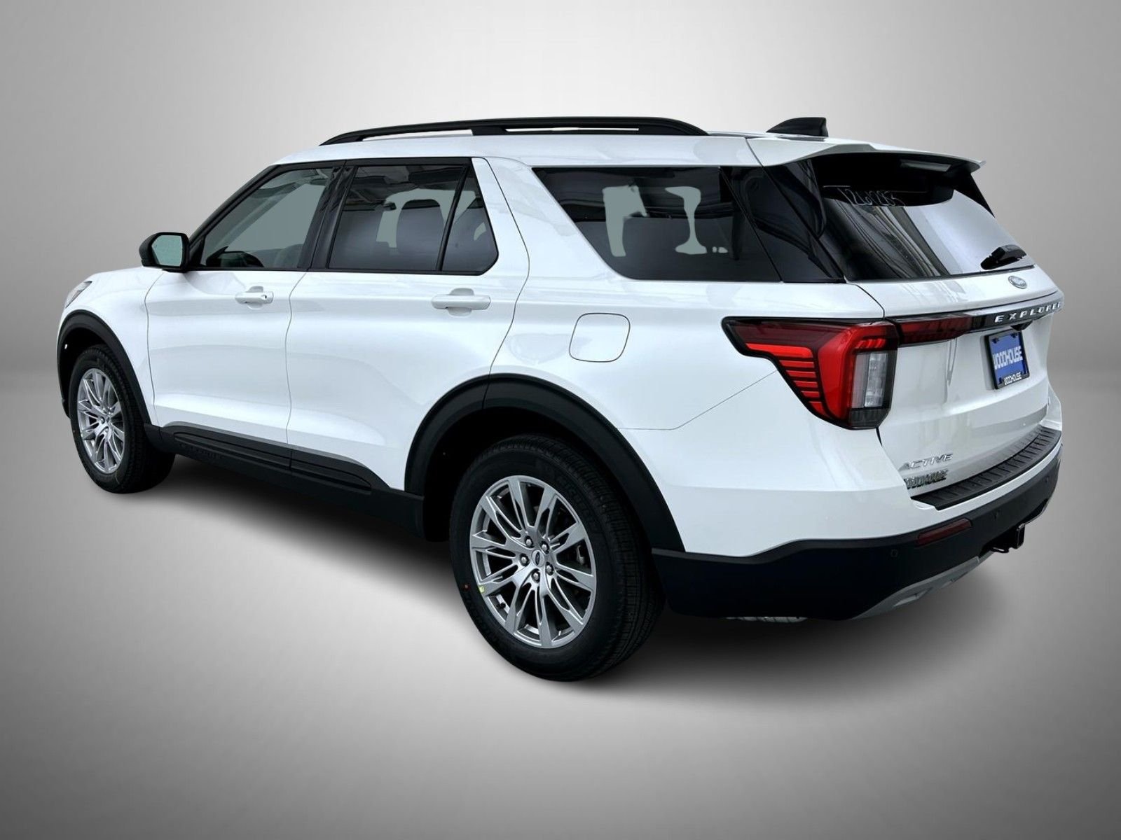 New 2026 Star White Metallic Tri-Coat Ford Active image 7