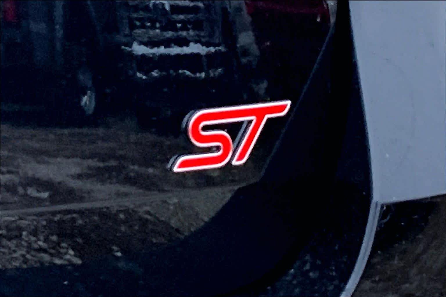 New 2026 Agate Black Metallic Ford ST image 14