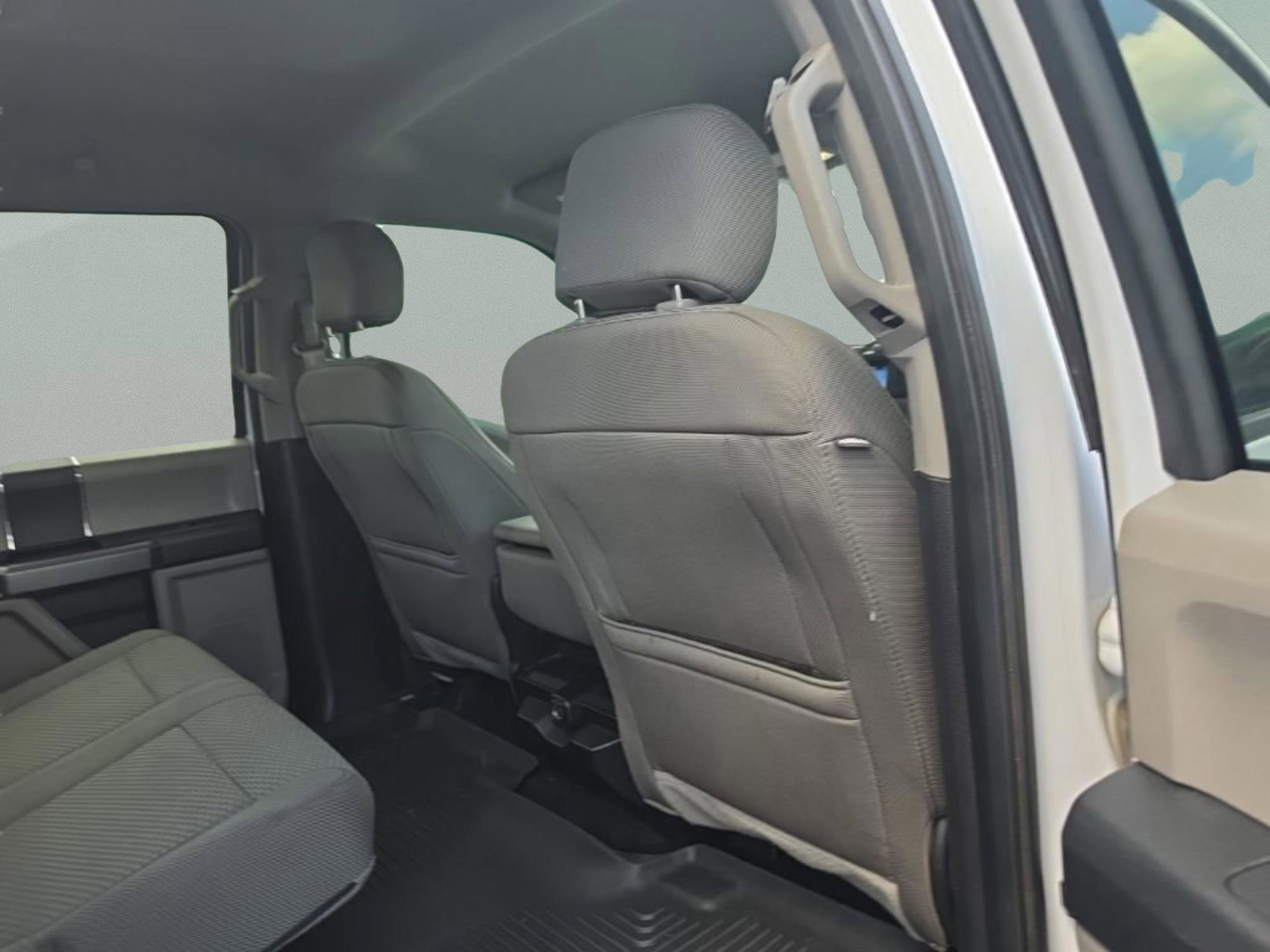 Used 2018 White Ford XLT image 24
