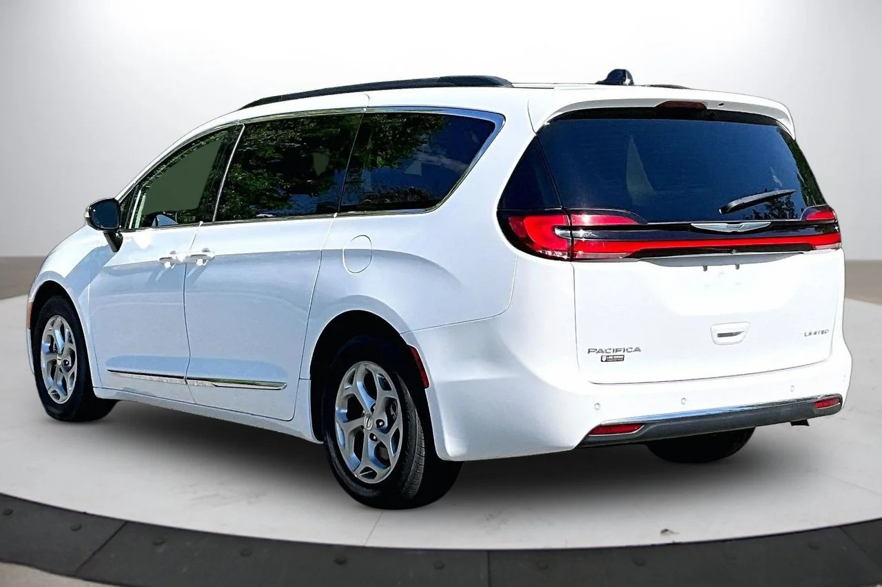 Certified Used 2023 White Chrysler Limited image 7
