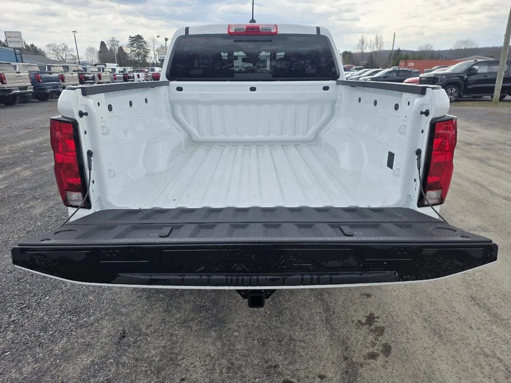 2026 Chevrolet Colorado Trail Boss - Photo 9