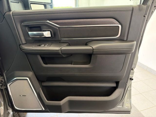 New 2026 Ceramic Gray Clear-Coat Exterior Paint RAM Laramie image 11