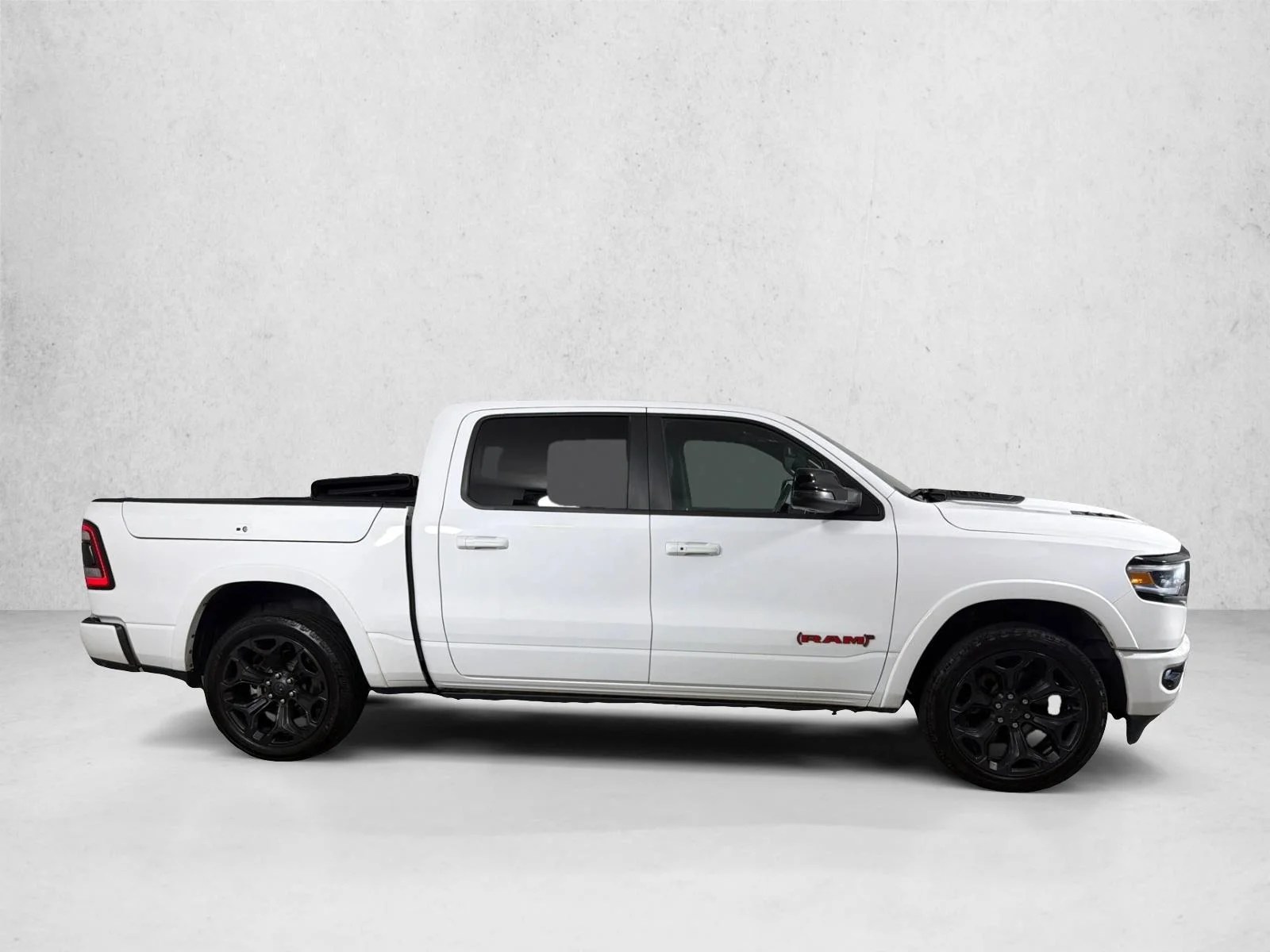 Used 2023 White Ram Limited image 3