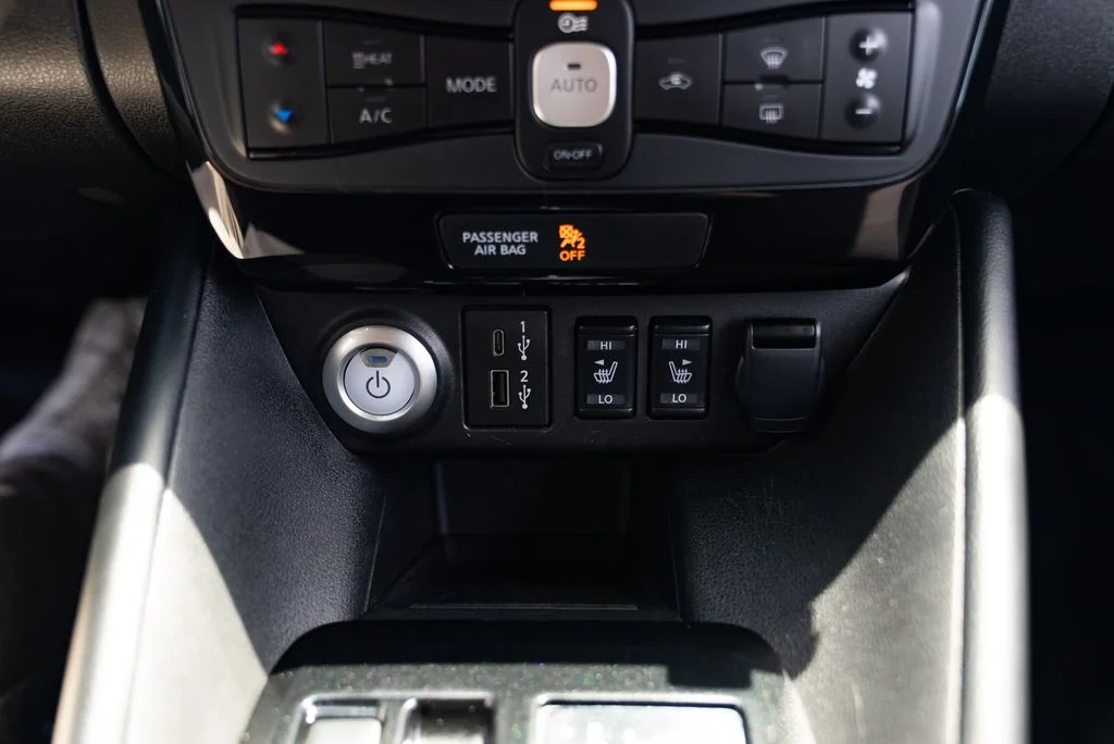 Used 2025 Black Nissan SV Plus image 18