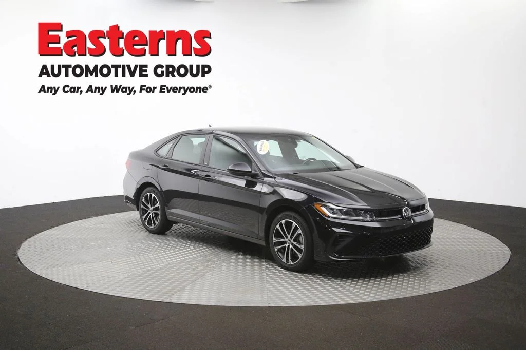 Used 2025 Black Volkswagen 1.5T Sport image 48