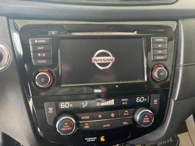 Used 2018 Red Nissan SV image 27