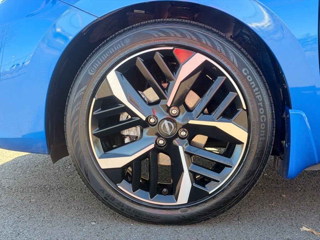 Used 2024 Electric Blue Metallic Nissan 1.6 SR image 9