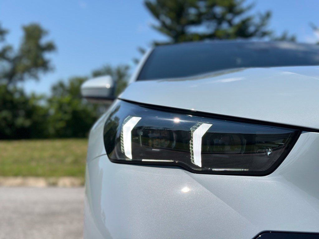 New 2027 Brooklyn Grey Metallic BMW 550e xDrive image 9
