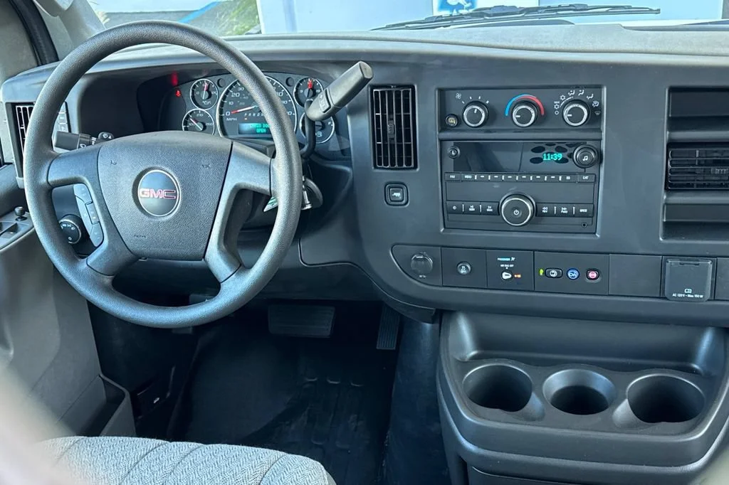 2025 GMC Savana Cargo Work Van - Photo 11