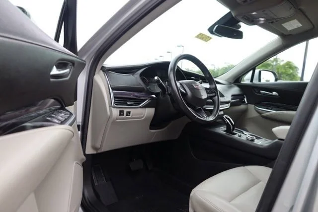 Used 2021 RADIANT SILVER METALLIC Cadillac AWD Luxury image 16
