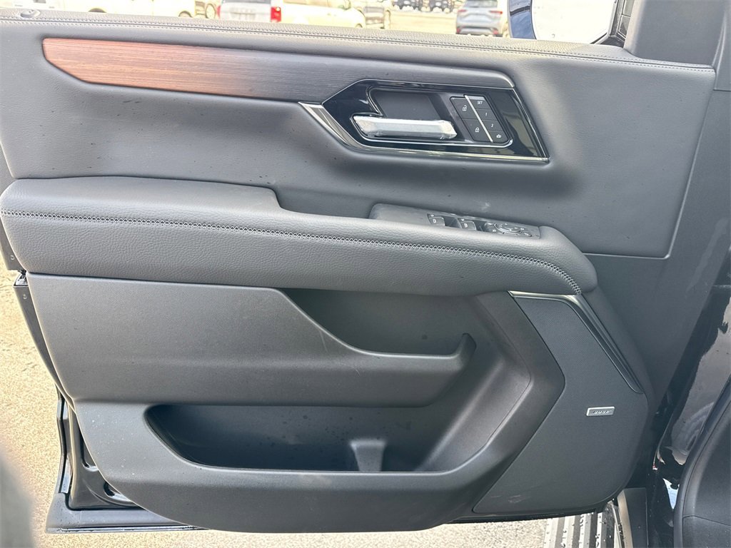 2026 GMC YUKON - Image 13