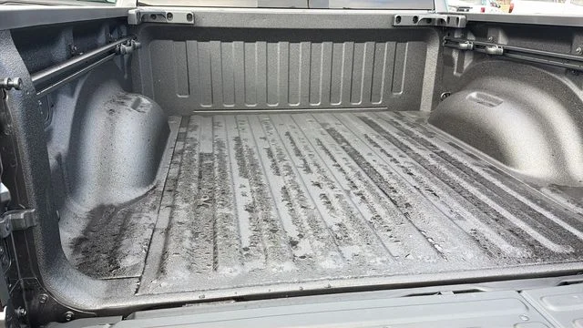 New 2026 Granite Crystal Metallic Clear-Coat Exterior Paint RAM Laramie image 13