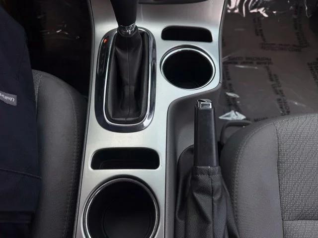 Used 2014 Silver Chevrolet LS image 18