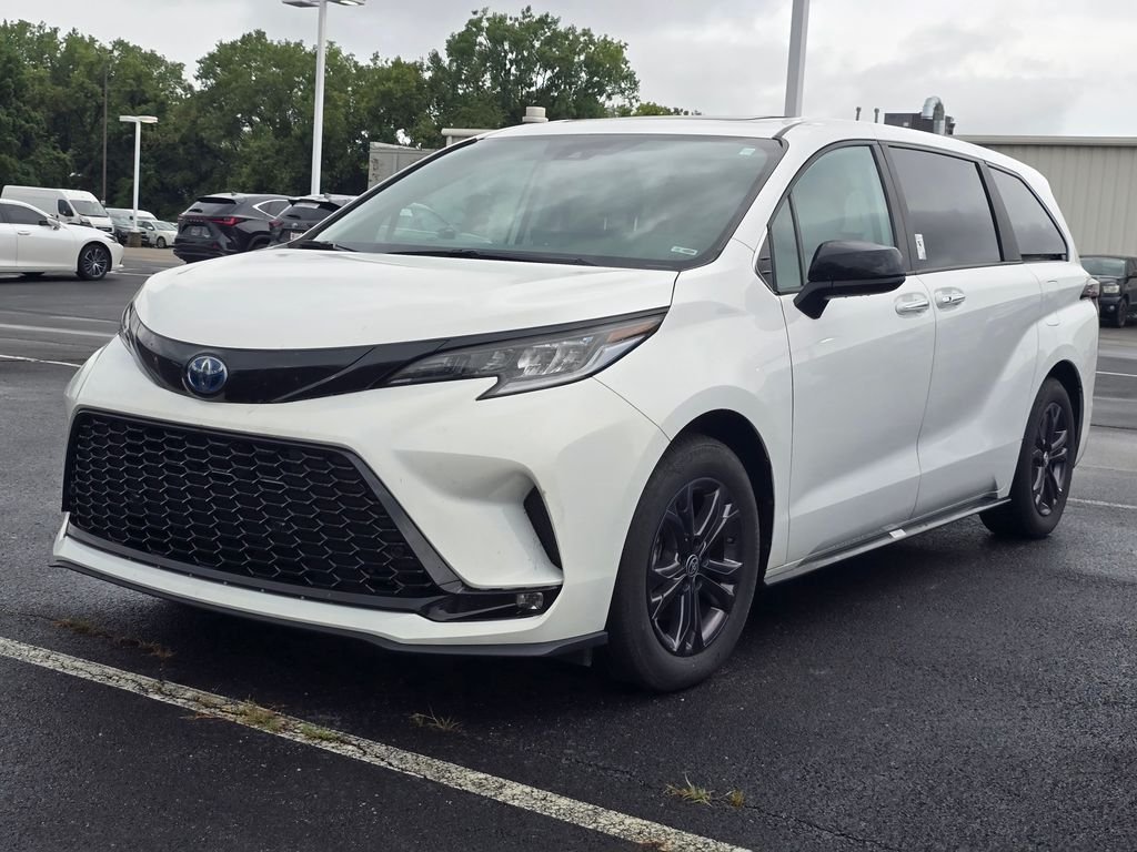 Certified Used 2025 White Toyota XSE image 4
