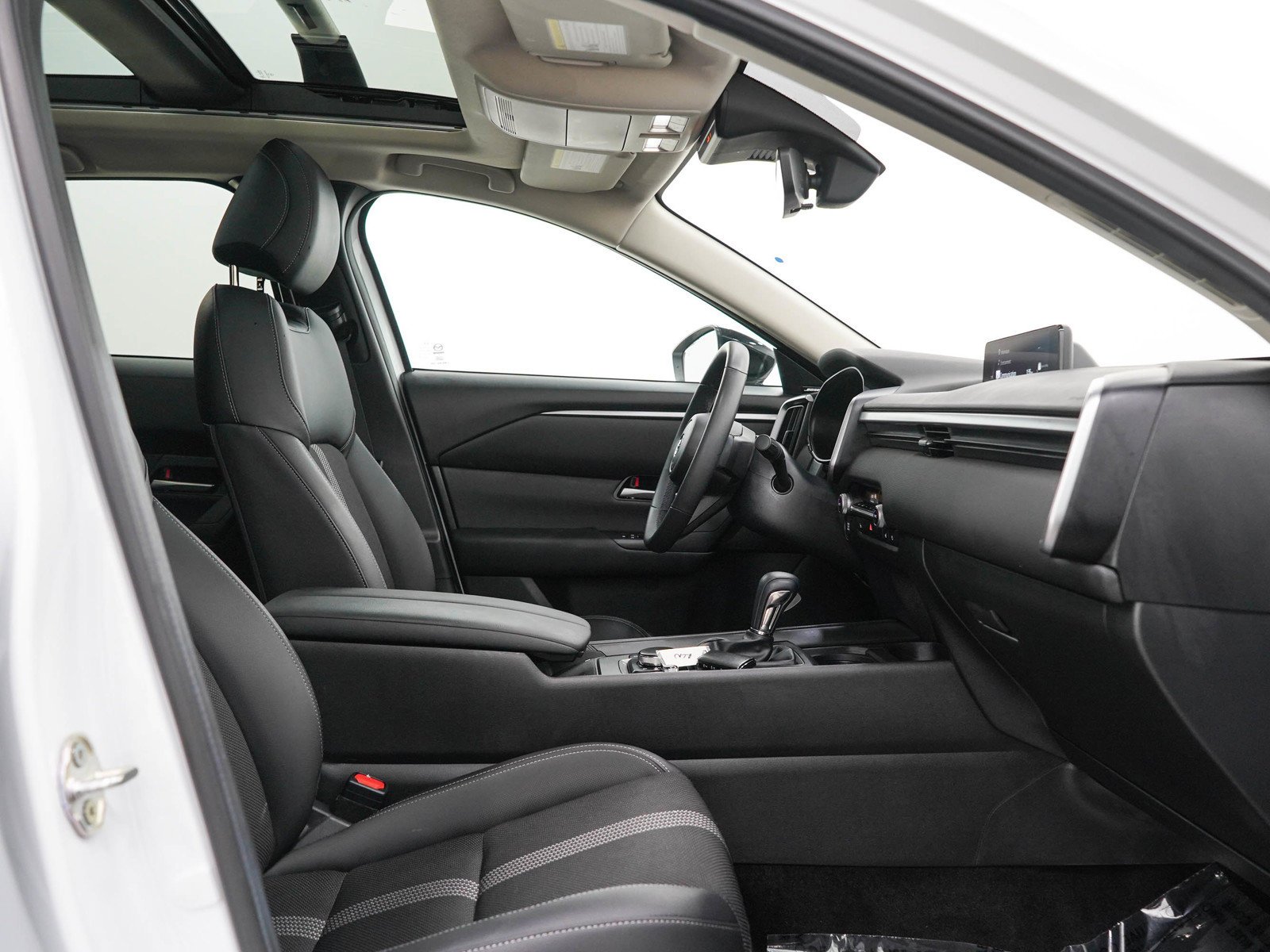 Used 2024 Wind Chill Pearl Mazda 2.5 S Premium Package image 13