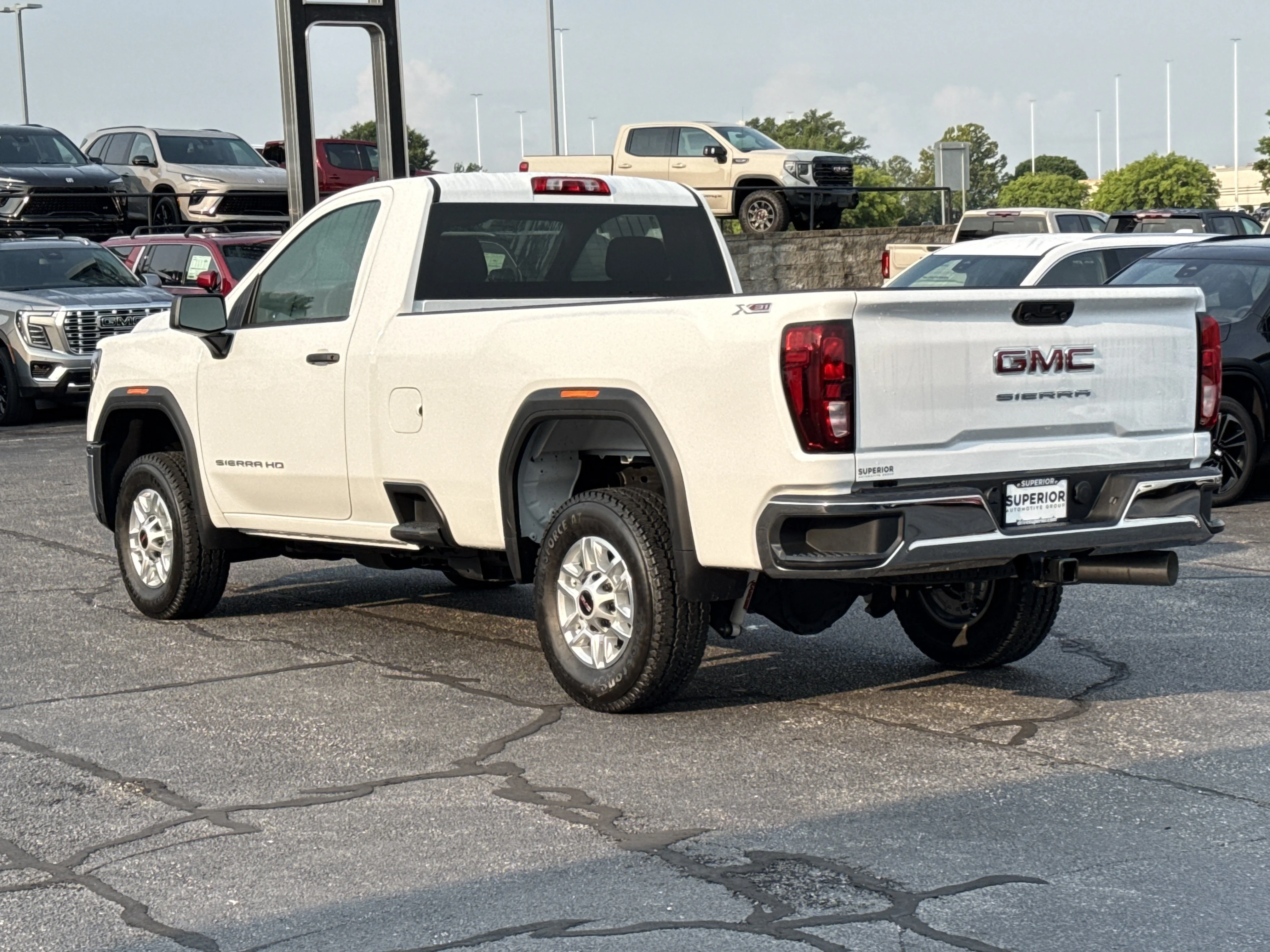 New 2026 Summit White GMC Pro 4WD image 9