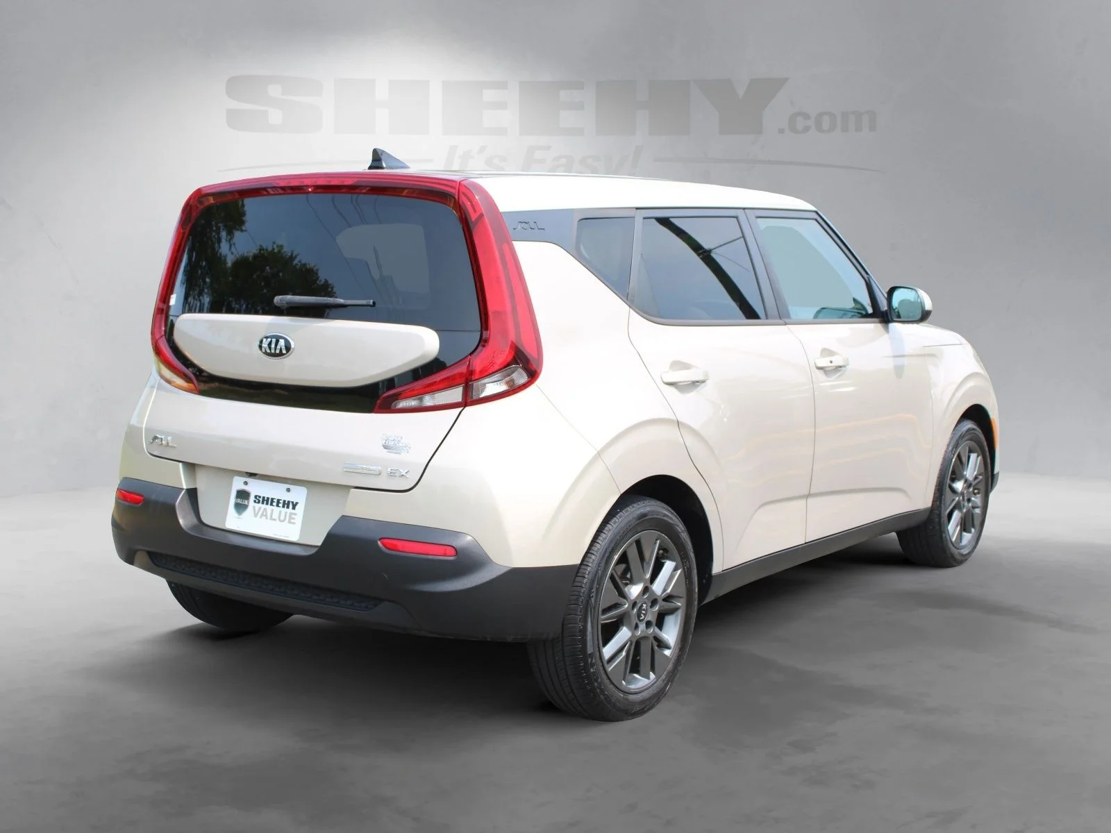 Used 2020  Kia EX image 12