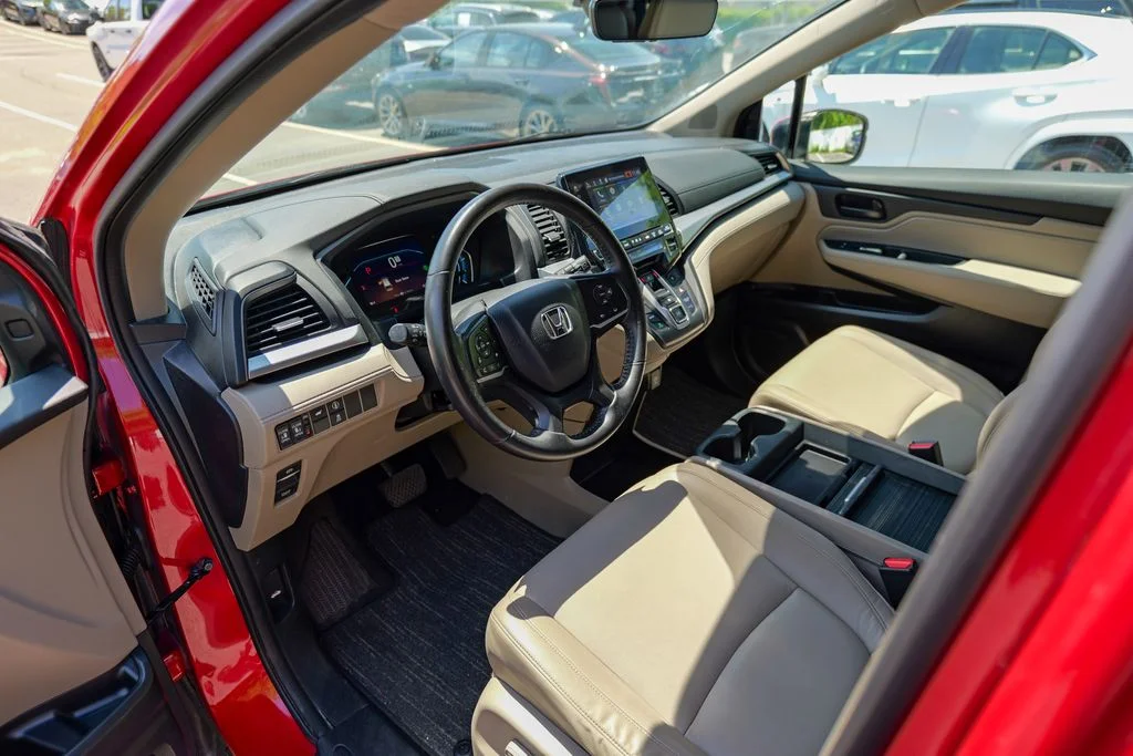 Used 2023 Red Honda EX-L image 20