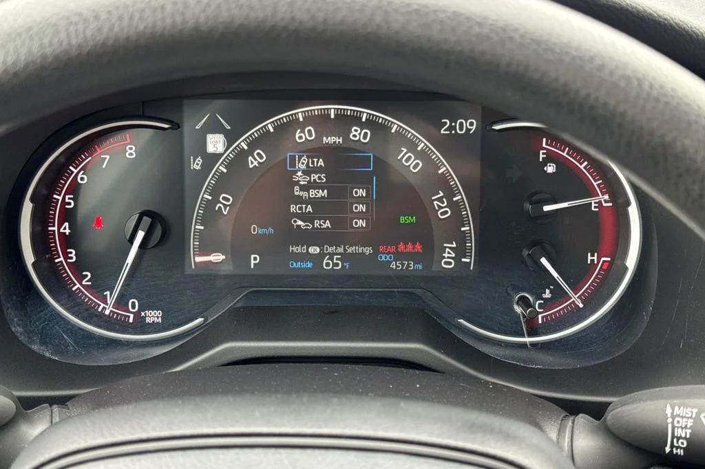 Certified Used 2025 Silver Toyota XLE image 24